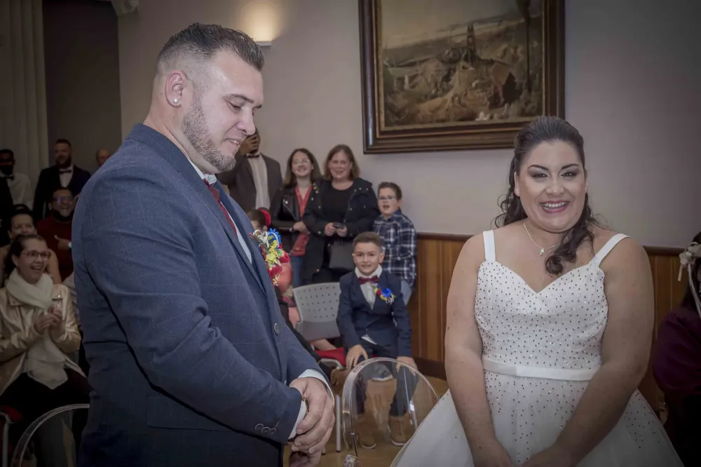 larmes-ceremonie-mariage-intime.jpg