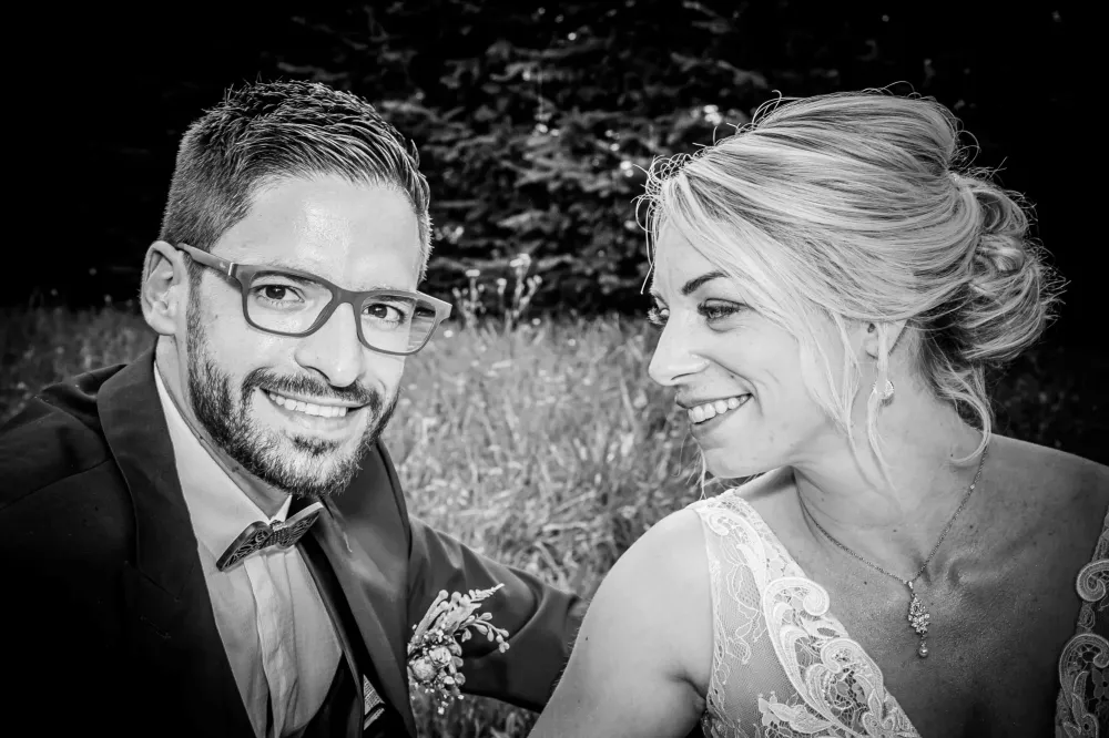 photo-maries-regard-complice.jpg